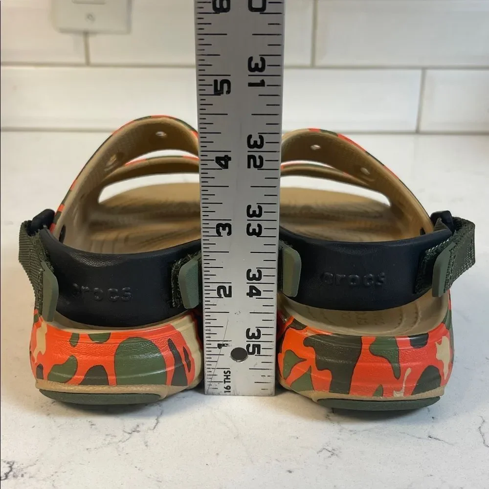 CROCS CLASSIC ALLTERRAIN CAMO SANDAL Kids Orange Camo Strap Sandals SZ Junior 3